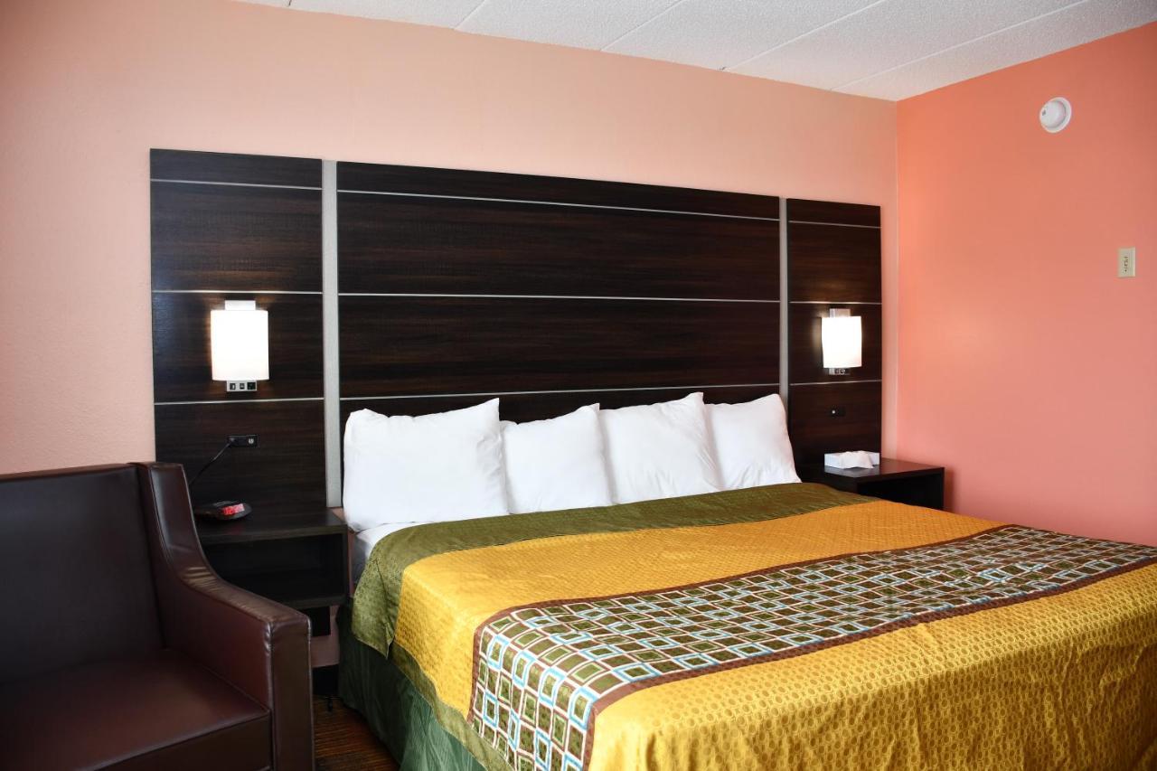 Regency Inn & Suites Faribault Exteriör bild