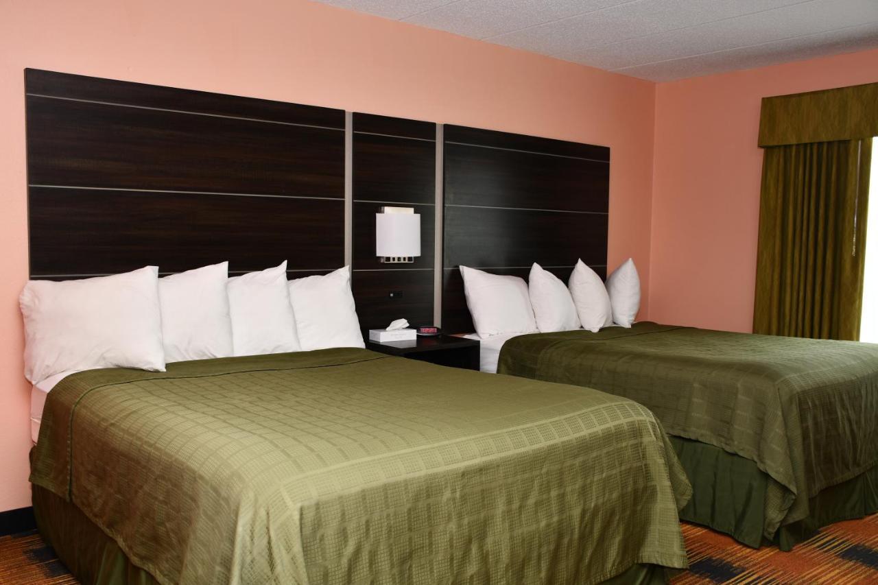 Regency Inn & Suites Faribault Exteriör bild