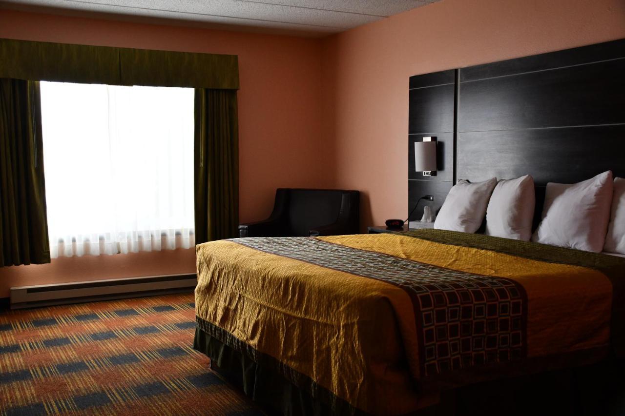 Regency Inn & Suites Faribault Exteriör bild